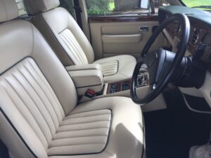 Bentley Mulsanne Turbo R drivers seat restored