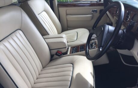 Bentley Mulsanne Turbo R drivers seat restored
